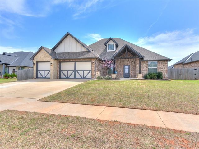 1124 Colonial Avenue, Tuttle, OK 73089