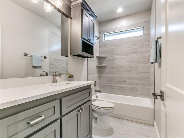 1124 Colonial Avenue, Tuttle, OK 73089