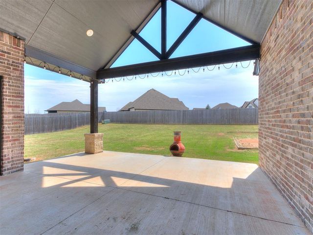 1124 Colonial Avenue, Tuttle, OK 73089