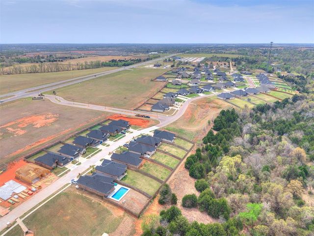 1124 Colonial Avenue, Tuttle, OK 73089