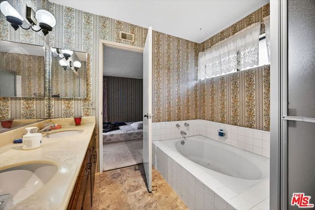 23255 Covello Street, Canoga Park, CA 91304