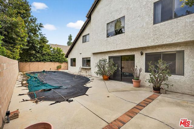 23255 Covello Street, Canoga Park, CA 91304