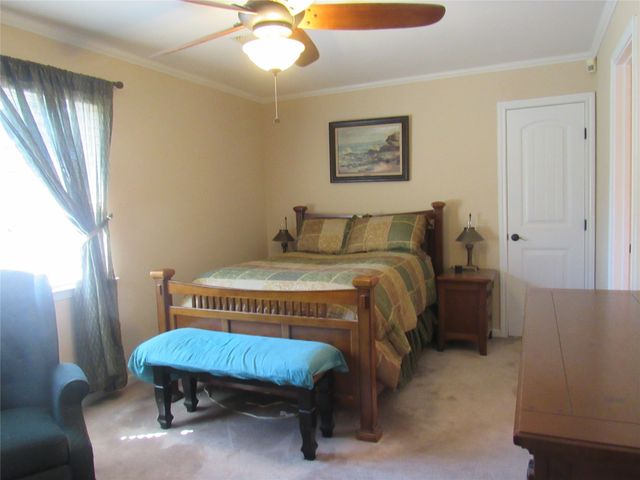 455 Lakepoint Loop, Pottsboro, TX 75076