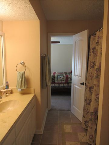 455 Lakepoint Loop, Pottsboro, TX 75076