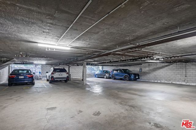 1527 Veteran Avenue, Los Angeles, CA 90024