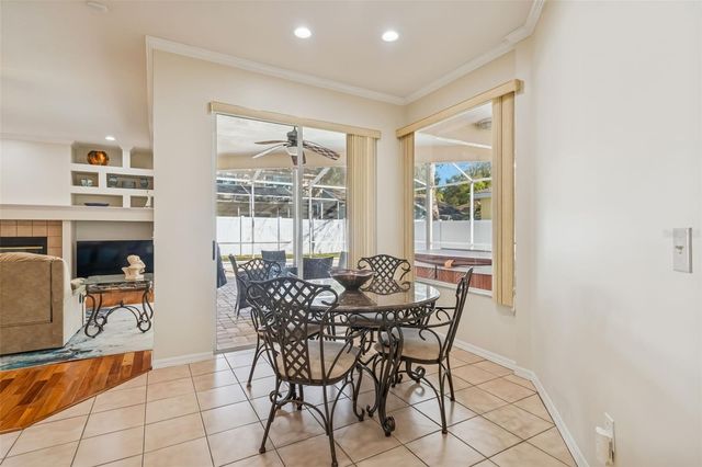 9334 HAMPSHIRE PARK DRIVE, Tampa, FL 33647