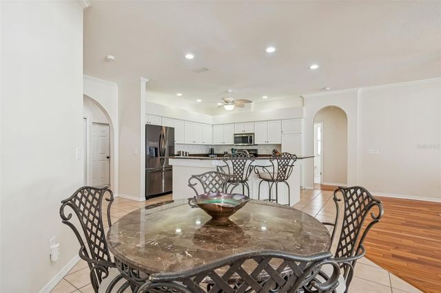 9334 HAMPSHIRE PARK DRIVE, Tampa, FL 33647