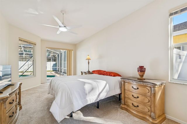 9334 HAMPSHIRE PARK DRIVE, Tampa, FL 33647