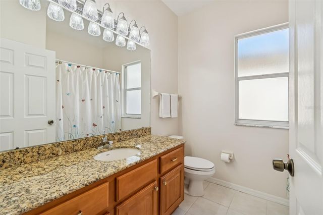 9334 HAMPSHIRE PARK DRIVE, Tampa, FL 33647