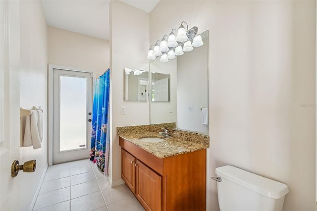 9334 HAMPSHIRE PARK DRIVE, Tampa, FL 33647