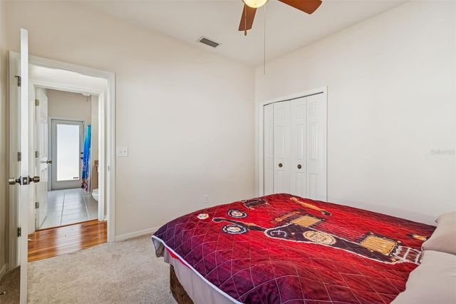 9334 HAMPSHIRE PARK DRIVE, Tampa, FL 33647