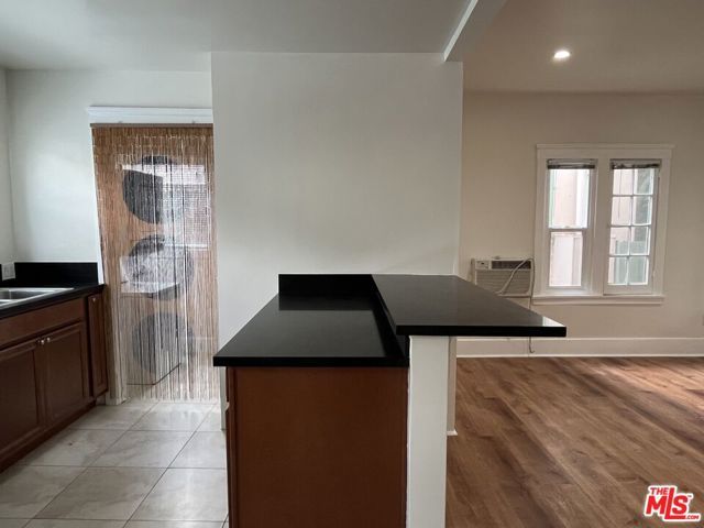 1677 Golden Gate Avenue, Los Angeles, CA 90026