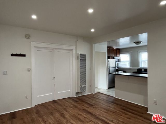 1677 Golden Gate Avenue, Los Angeles, CA 90026