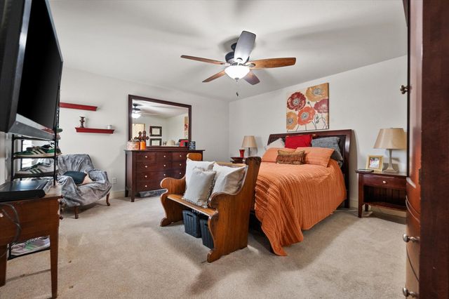 1009 Dogwood Avenue, Idalou, TX 79329