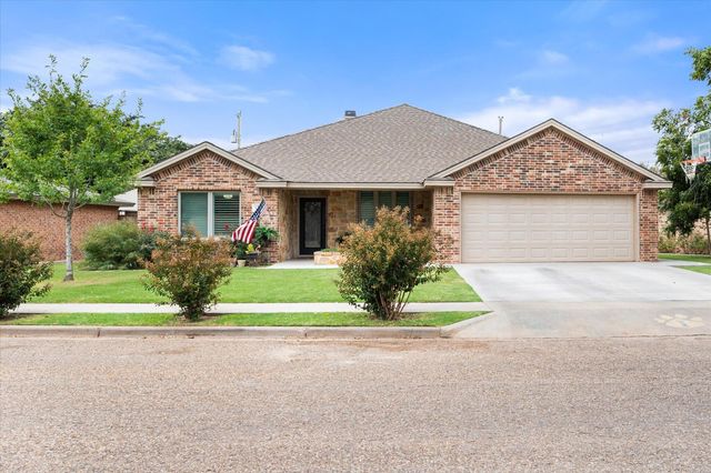 1009 Dogwood Avenue, Idalou, TX 79329