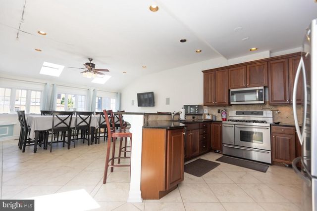 824 STOCKTON AVE, Cape May, NJ 08204