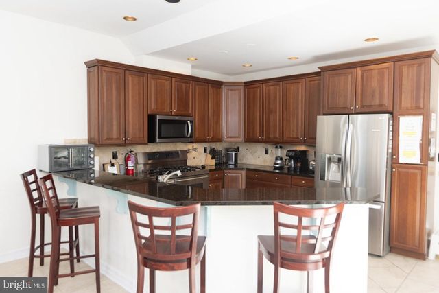 824 STOCKTON AVE, Cape May, NJ 08204