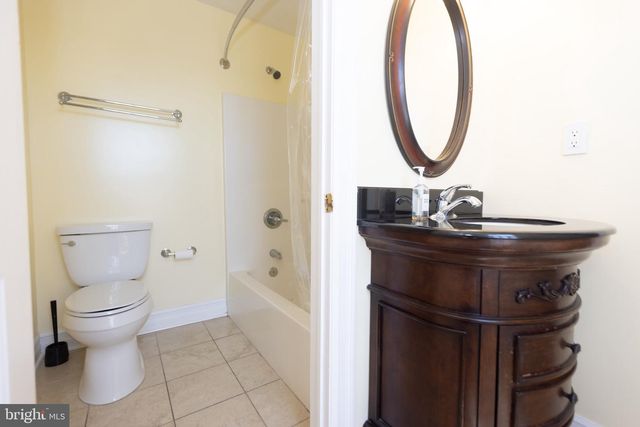 824 STOCKTON AVE, Cape May, NJ 08204