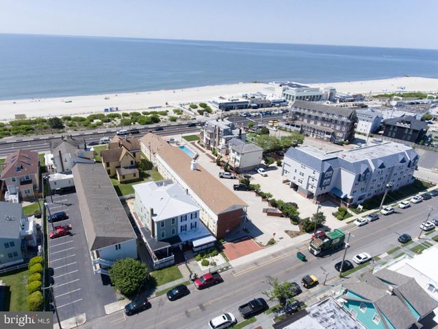824 STOCKTON AVE, Cape May, NJ 08204