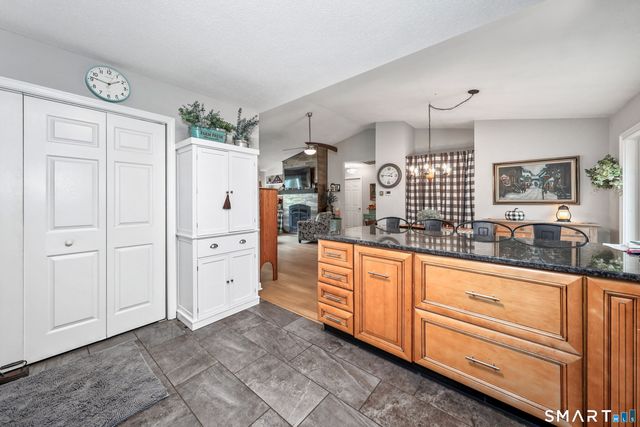 44 Algonquin Way, Bristol, CT 06010