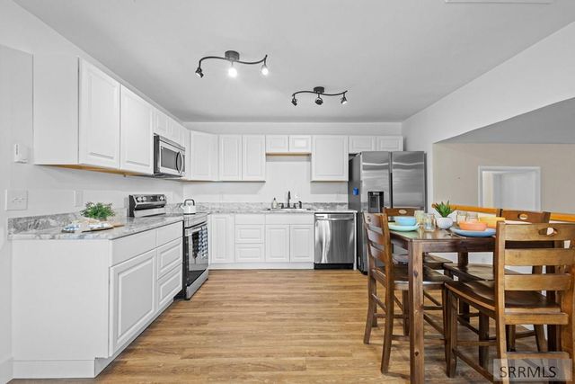 5860 S Marbrisa Lane, Idaho Falls, ID 83406