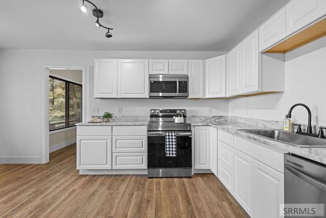 5860 S Marbrisa Lane, Idaho Falls, ID 83406