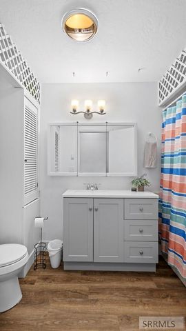 5860 S Marbrisa Lane, Idaho Falls, ID 83406