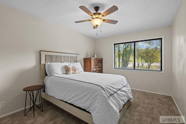 5860 S Marbrisa Lane, Idaho Falls, ID 83406