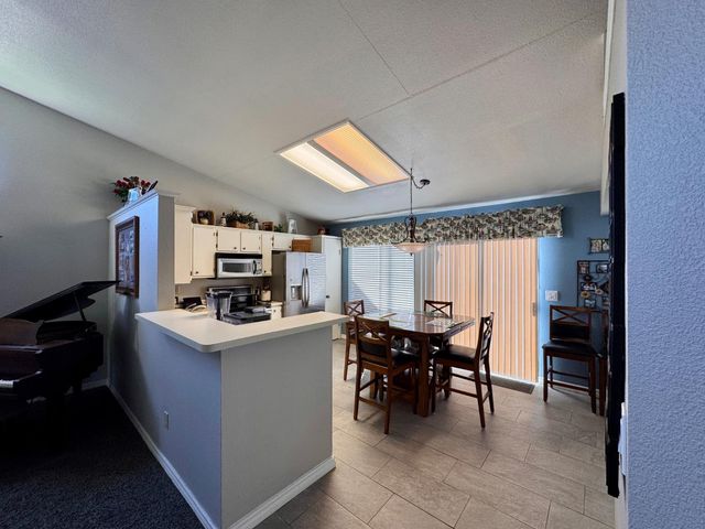 240 Gelf Lane, Modesto, CA 95357