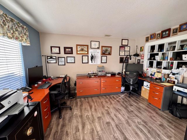 240 Gelf Lane, Modesto, CA 95357