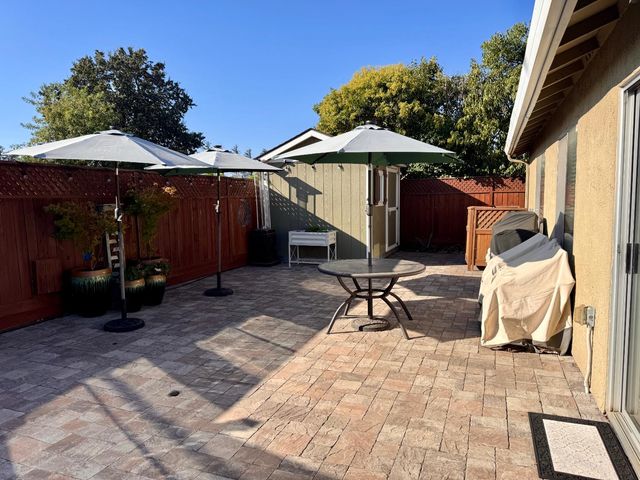 240 Gelf Lane, Modesto, CA 95357