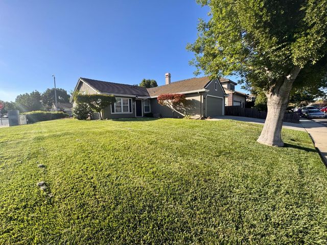 240 Gelf Lane, Modesto, CA 95357