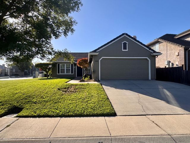 240 Gelf Lane, Modesto, CA 95357