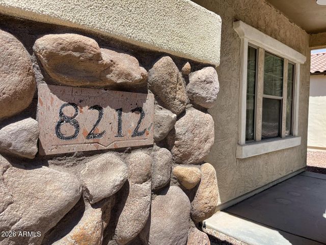8212 W FOREST GROVE Avenue, Phoenix, AZ 85043
