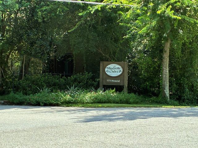 11711 Memorial Drive 673, Houston, TX 77024