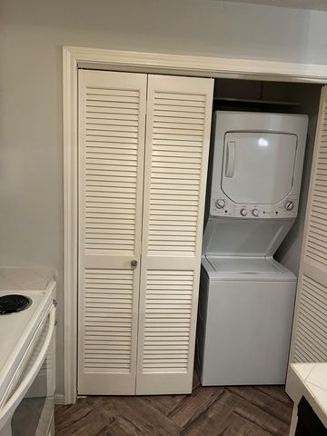 11711 Memorial Drive 673, Houston, TX 77024