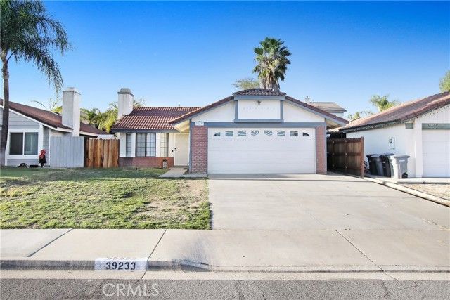 39233 Rising Hill, Temecula, CA 92591