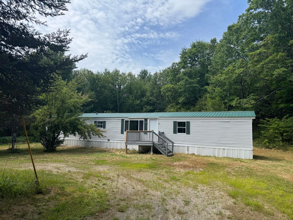 2 Bog Spur Road, Sabattus, ME 04280 — exterior