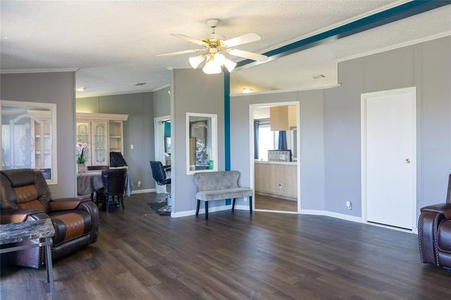 103 Cloudberry LN, Elgin, TX 78621