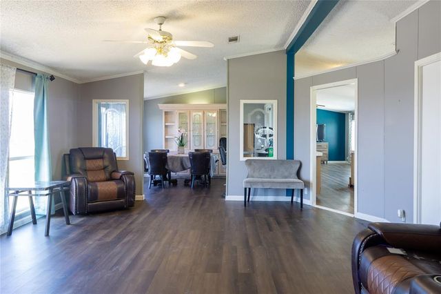 103 Cloudberry LN, Elgin, TX 78621