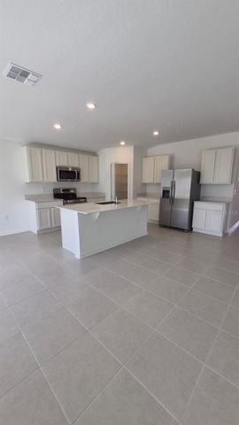 2913 YUKON TRAIL DRIVE, Lake Hamilton, FL 33851