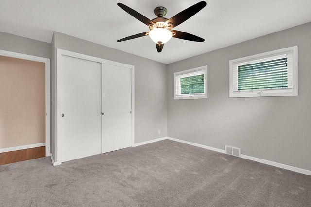 228 W. W Brentwood LANE, Glendale, WI 53217