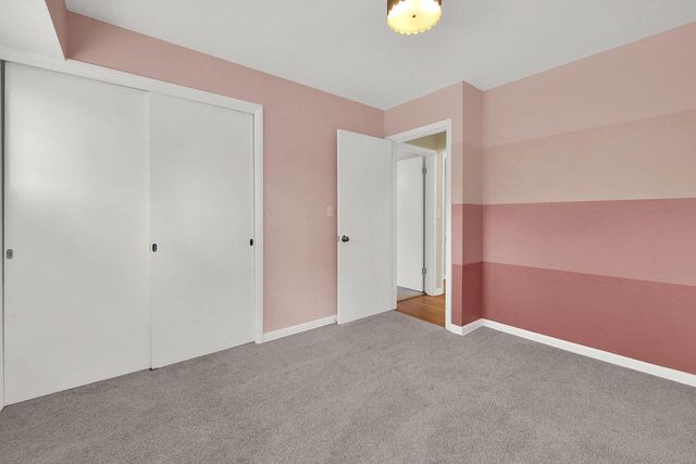 228 W. W Brentwood LANE, Glendale, WI 53217