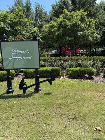 4095 Ambassador Ci, Zachary, LA 70791