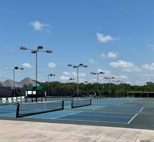 4095 Ambassador Ci, Zachary, LA 70791