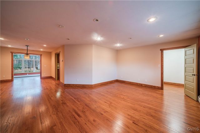 906 Fay Street, Volney, NY 13069