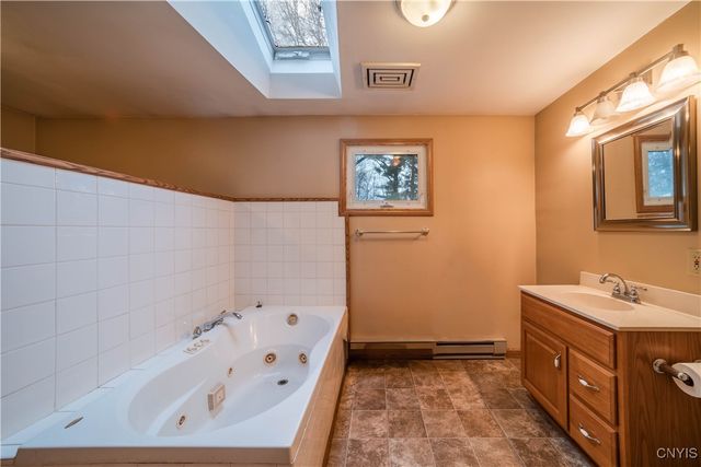 906 Fay Street, Volney, NY 13069