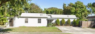 10241 SW 88th St 1, Miami, FL 33176