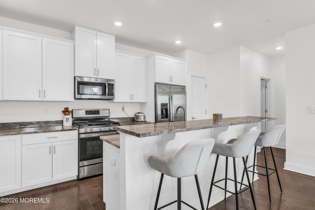 51 Midway Road N, Tinton Falls, NJ 07724