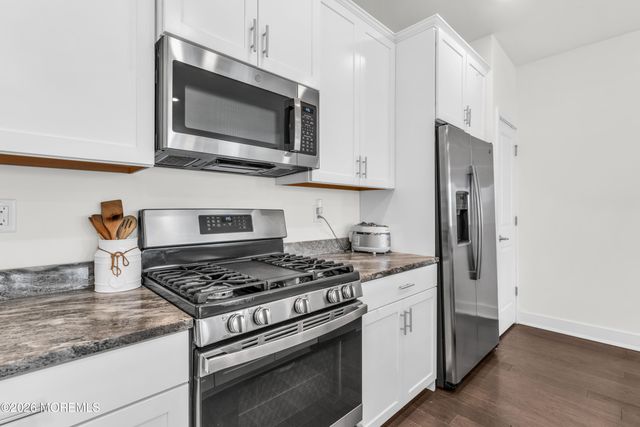 51 Midway Road N, Tinton Falls, NJ 07724